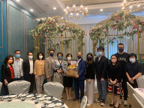 cbefcdf8-8fe0-4041-8086-c5a5146356b9