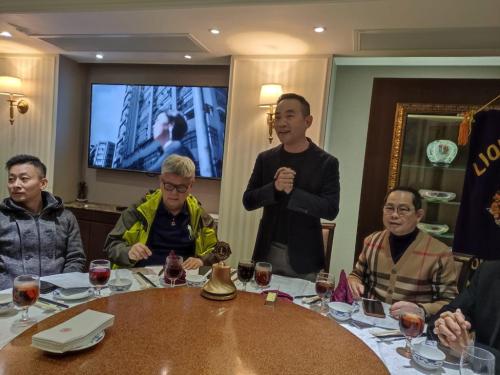 54e0e9d1-099f-42a7-9d2b-5e5a0c941809