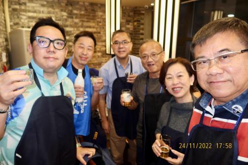 PHOTO-2022-11-25-00-41-27