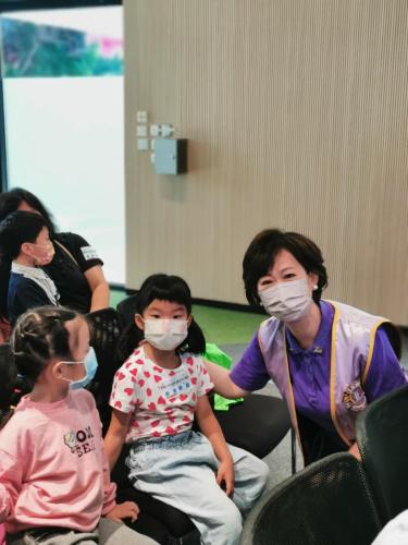 87e9d214-d433-46f8-a123-3c3505853c5d