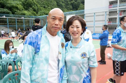 c7ff4226-9d49-408d-b806-4bbdcdc536f2