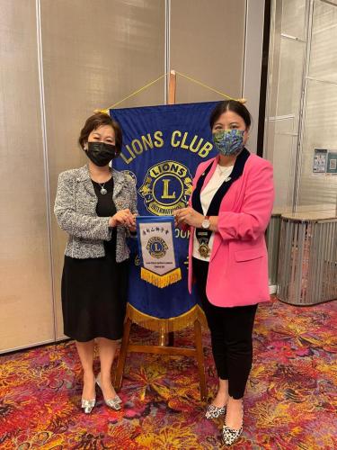 4ba4bff7-83da-43c3-815e-7c4fa464a8bf