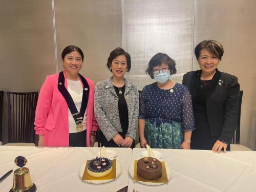 a0ef75d8-348f-4a22-ab7e-6f7937db3ed2